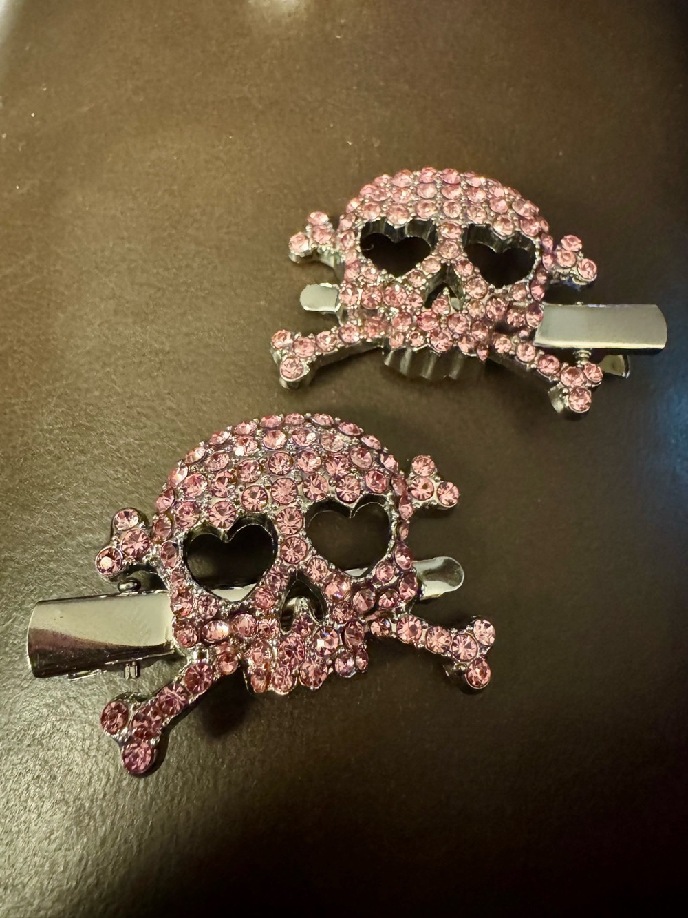 Pink Rhinestone Skull Hair Clips - Picture 3 of 6